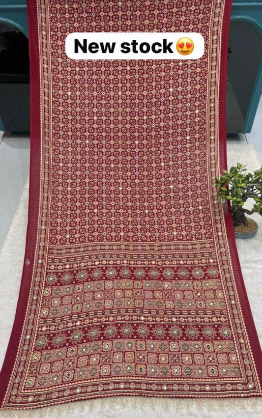 Trending red Saare ￼